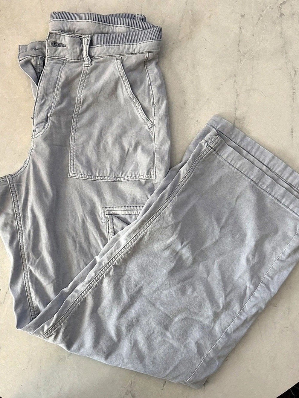 American Eagle Stretch Cargo Pants Women's Cargo Pants Size 6
